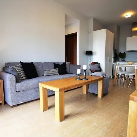 Vila Superior Cassiope With 3br, Private Pool And Stunning Sea Views